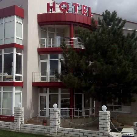 Hotel Paulina Falesti Ngoại thất bức ảnh