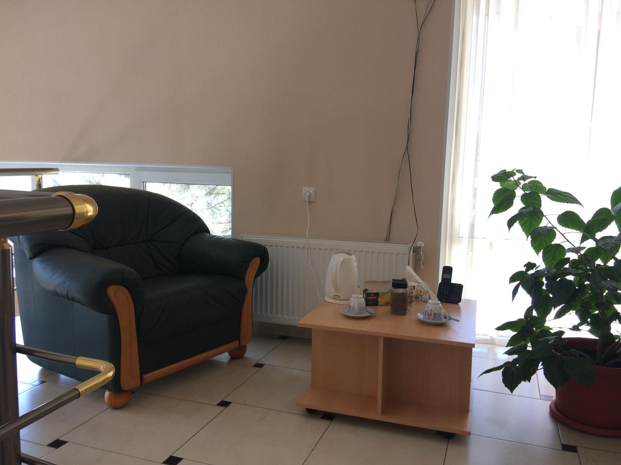 Hotel Paulina Falesti Ngoại thất bức ảnh